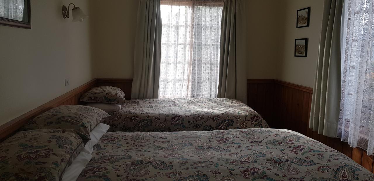 Richmond Barracks Hotel Bagian luar foto