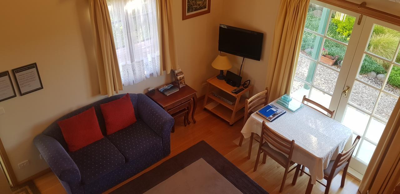 Richmond Barracks Hotel Bagian luar foto