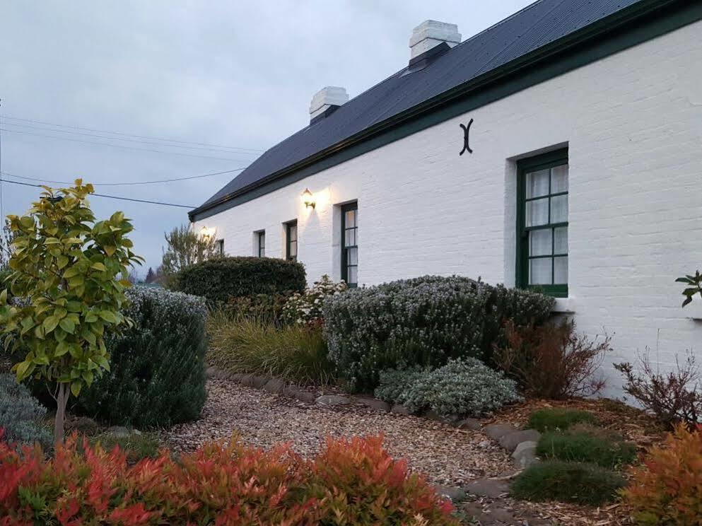 Richmond Barracks Hotel Bagian luar foto